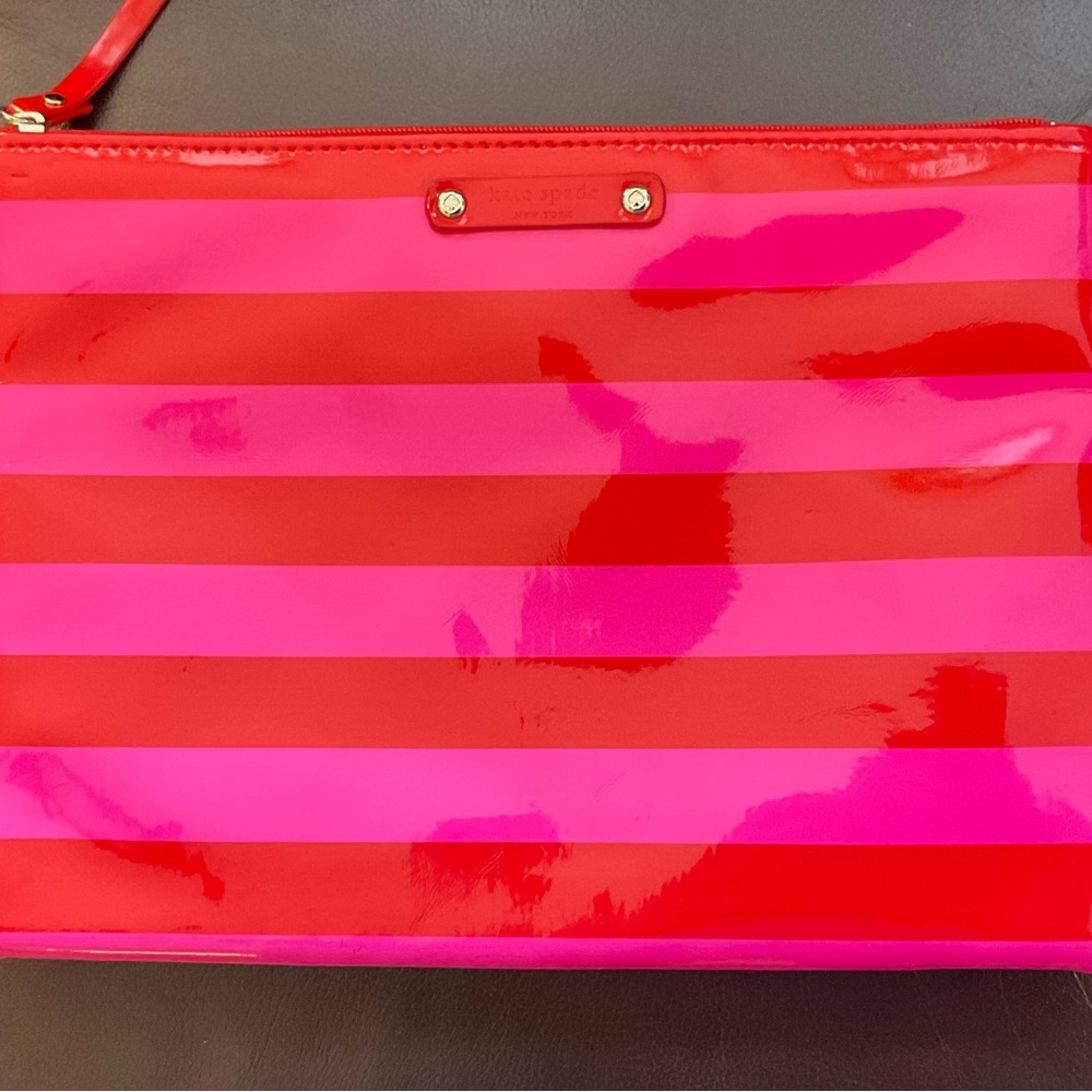 EUC Kate Spade New York Patent Striped Clutch